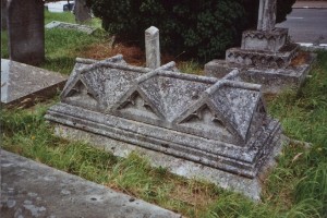 Grave of Captain (General) Mercer at Cowley Exeter