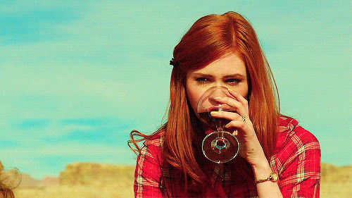 red-head-girl-drinking
