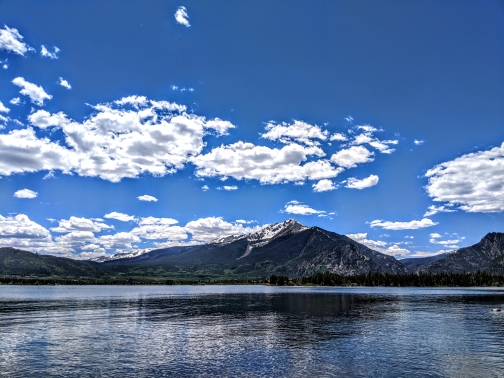 Colorado - mountain range by a lake 