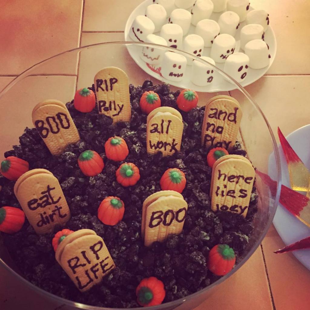 Roan Parrish Halloween snack