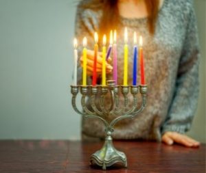 The Deputy’s Chanukah Miracle by Shelly Bell